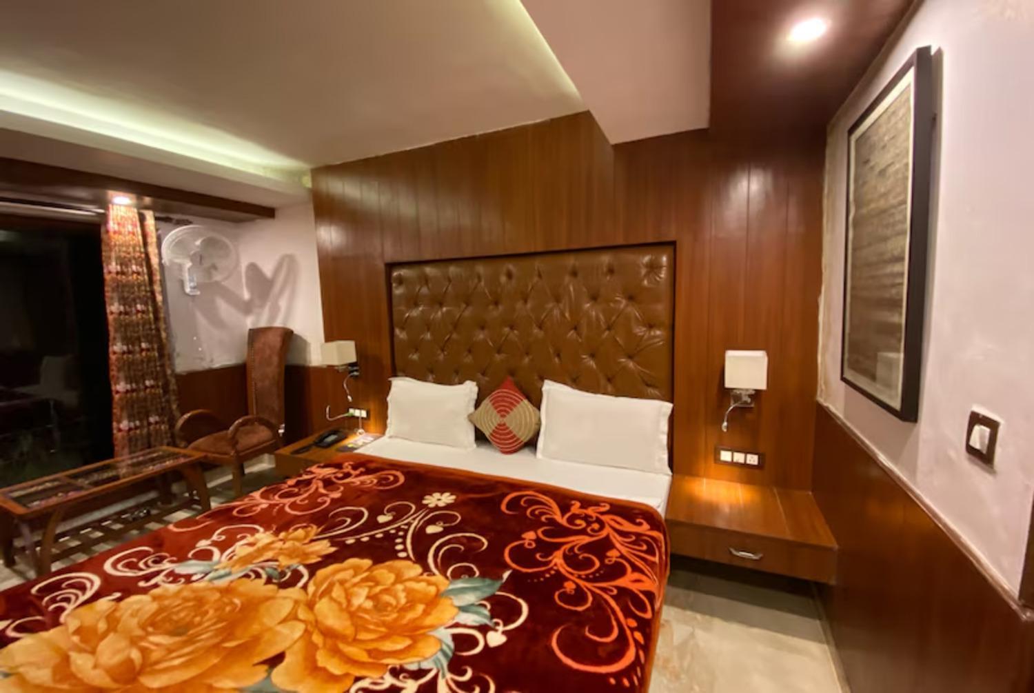 Aura Stays By Mm Hotel Mussoorie Exterior foto